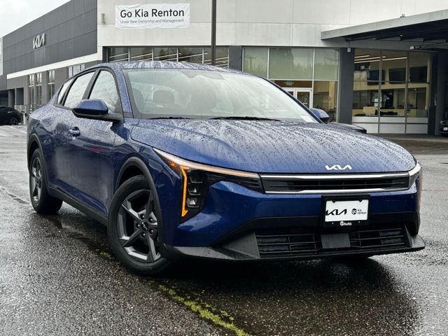 2025 Kia K4 LXS's photo