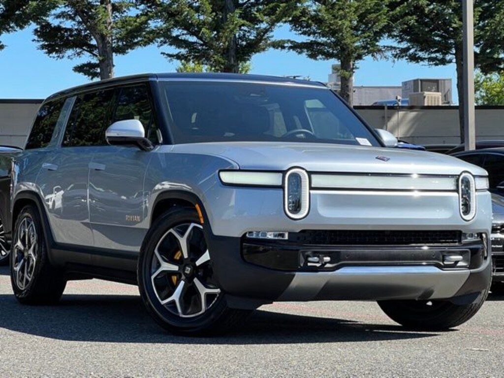 Used 2024 Rivian R1S Adventure SUV