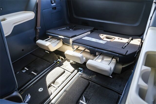 2026 Kia Carnival SX - Photo 15