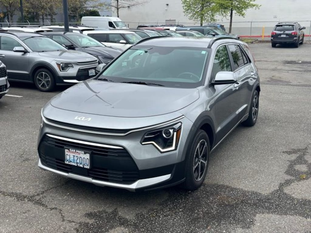Certified 2024 Kia Niro EX SUV