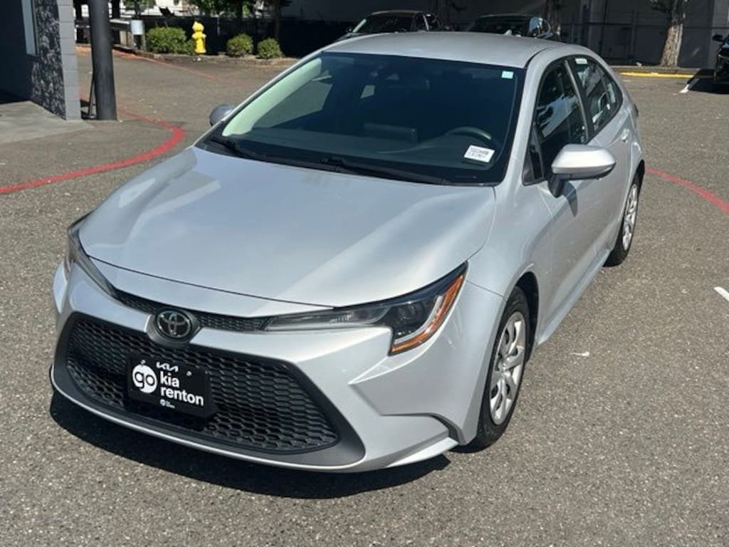 Used 2022 Toyota Corolla LE Sedan