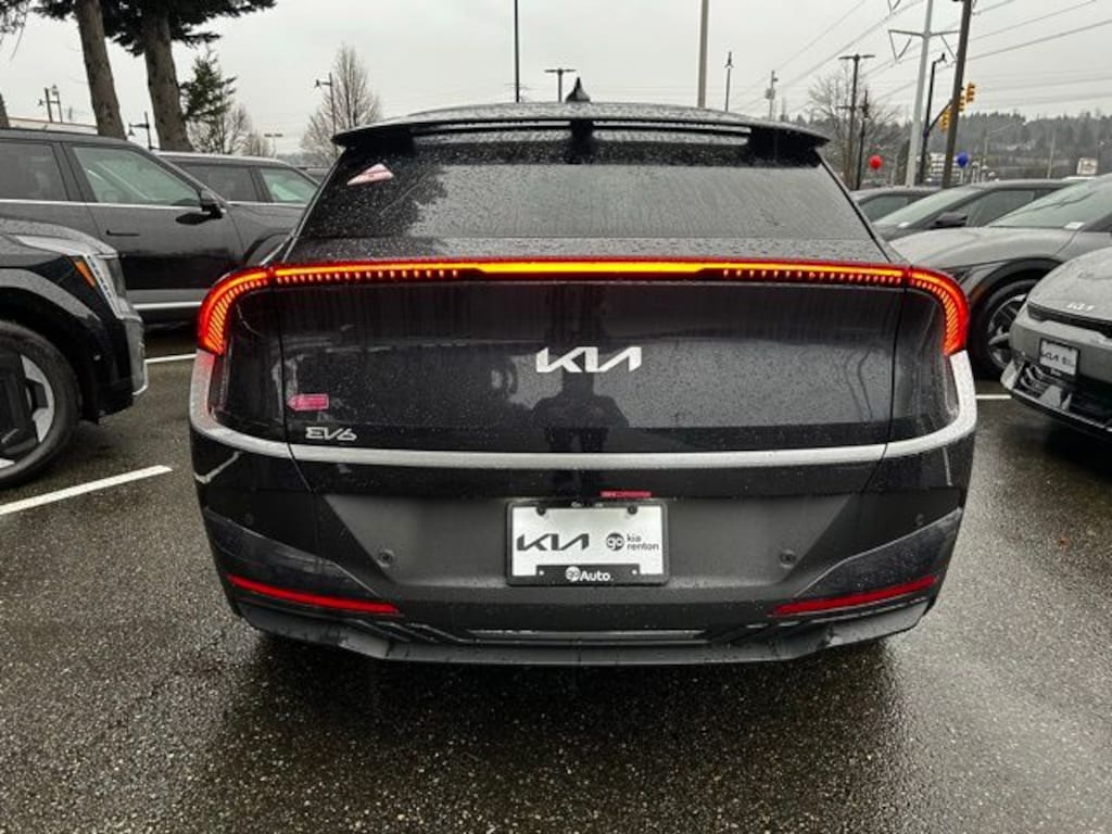 New 2025 Kia EV6 Light SUV