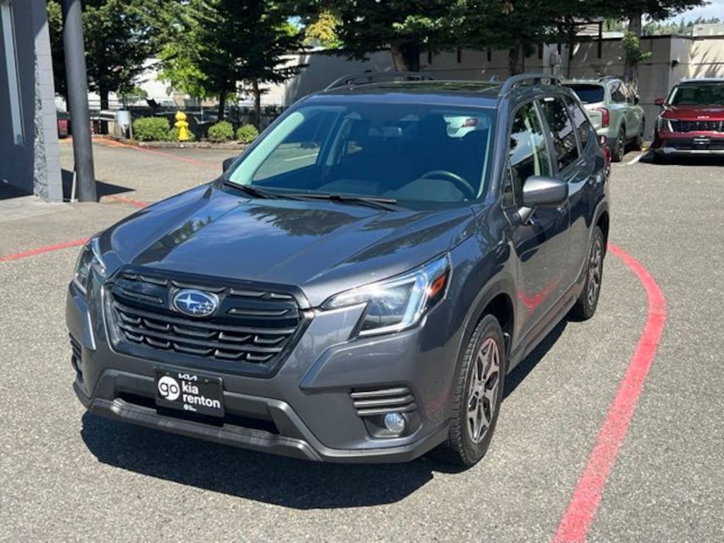 Used 2022 Subaru Forester Premium SUV