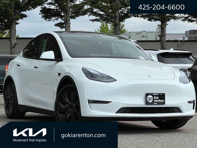 2025 Tesla Model Y Long Range Dual Motor All-Wheel Drive's photo