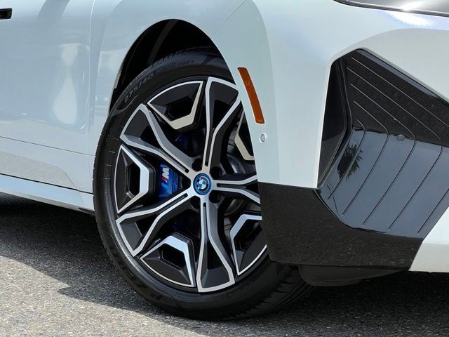 Used 2022 BMW iX Base with VIN WB523CF0XNCJ43046 for sale in Renton, WA