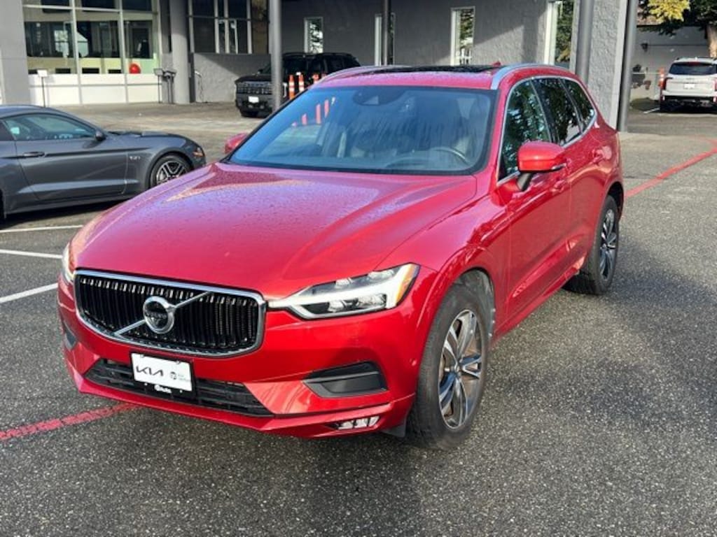 Used 2018 Volvo XC60 T6 Momentum SUV