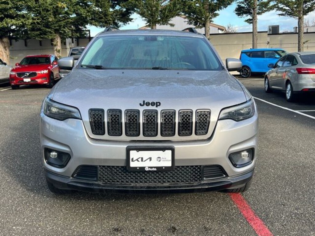 Used 2020 Jeep Cherokee Altitude SUV
