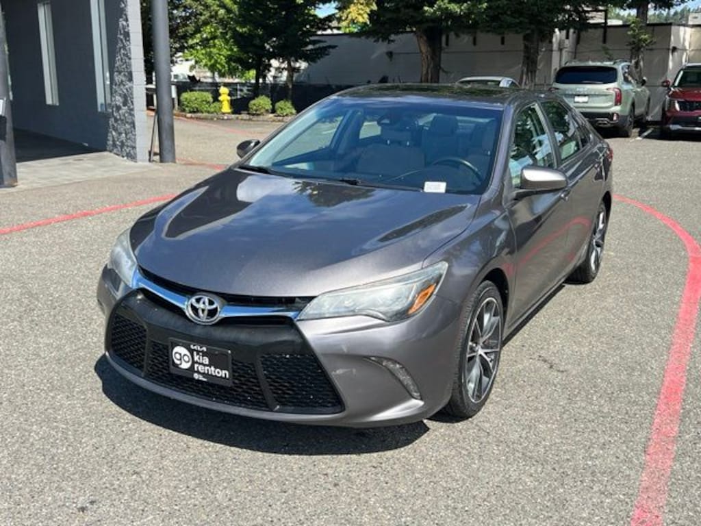 Used 2017 Toyota Camry XSE V6 Sedan