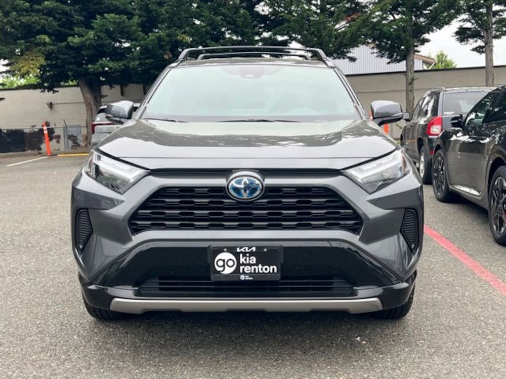 Used 2024 Toyota RAV4 Hybrid SE SUV