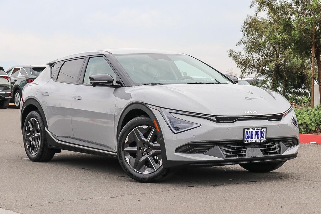 New 2025 Kia EV6 Light Long Range SUV