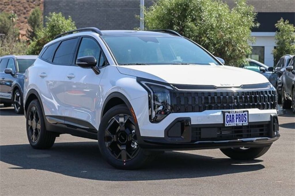 New 2026 Kia Sportage Hybrid X-Line SUV