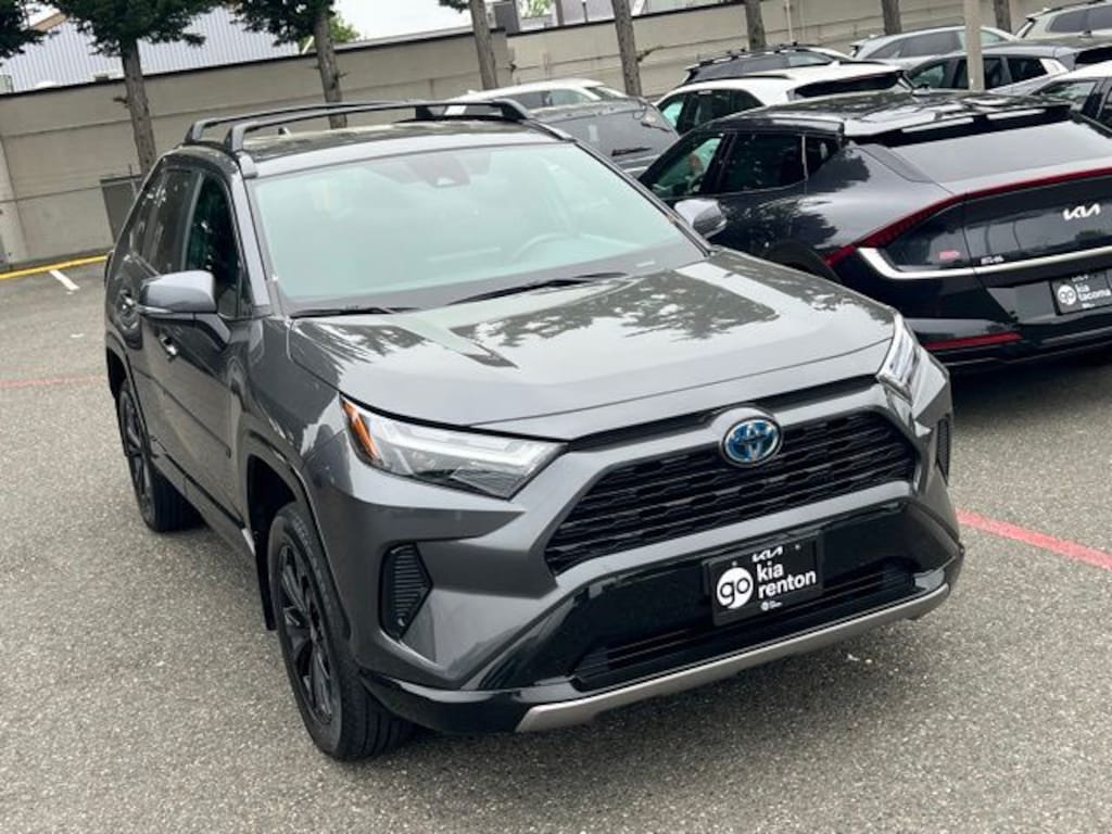 Used 2024 Toyota RAV4 Hybrid SE SUV