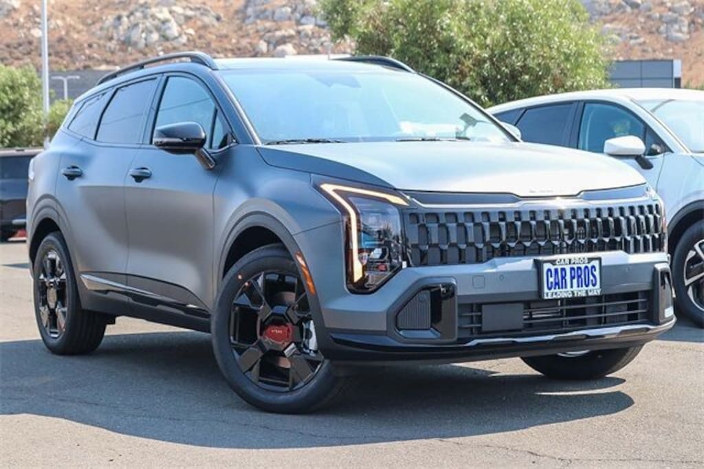 New 2026 Kia Sportage Hybrid X-Line SUV