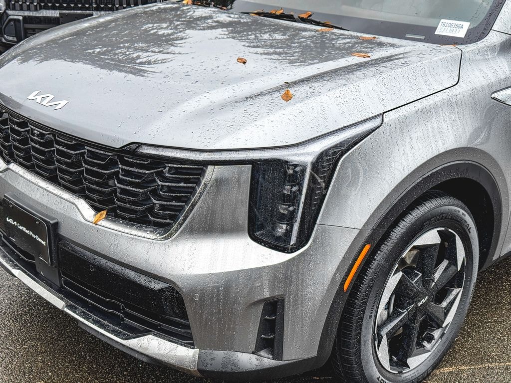 Certified 2025 Kia Sorento Plug-In Hybrid SX Prestige SUV