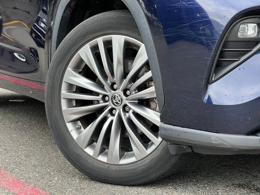 Used 2020 Toyota Highlander Platinum SUV