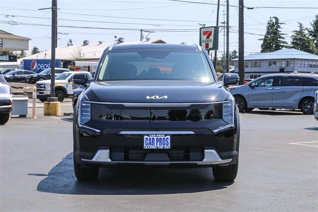 Used 2026 Kia EV9 Wind with VIN 5XYAFFS56TG013994 for sale in Renton, WA