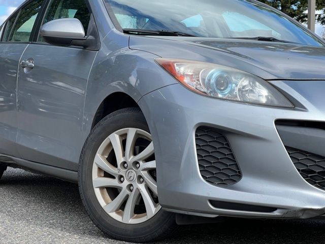 Used 2012 Mazda MAZDA3 i Touring with VIN JM1BL1V83C1576670 for sale in Renton, WA
