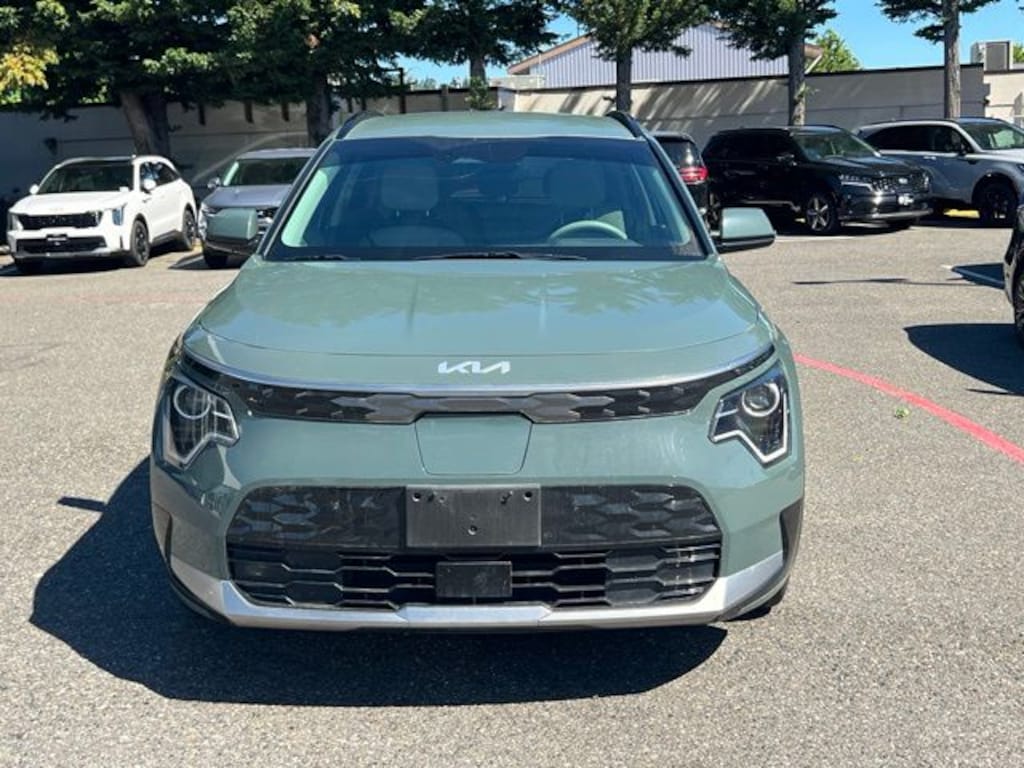 Certified 2023 Kia Niro EV Wind SUV