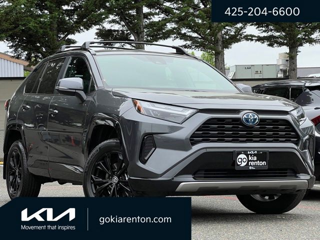 2024 Toyota RAV4 Hybrid SE AWD's photo