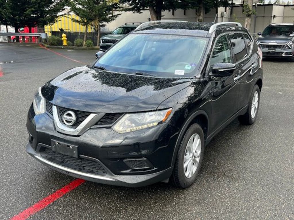 Used 2014 Nissan Rogue SV SUV
