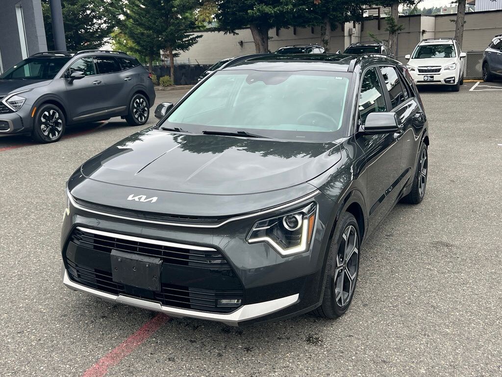 Certified 2023 Kia Niro EX Touring SUV
