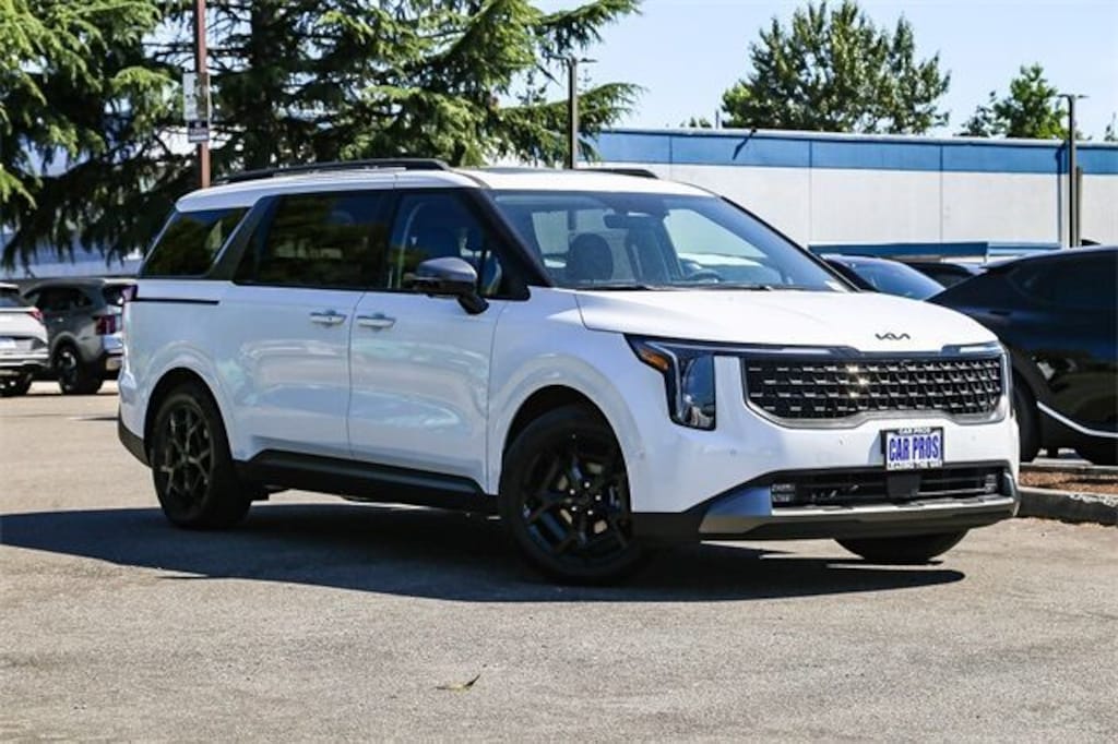 New 2026 Kia Carnival SX Van Passenger Van