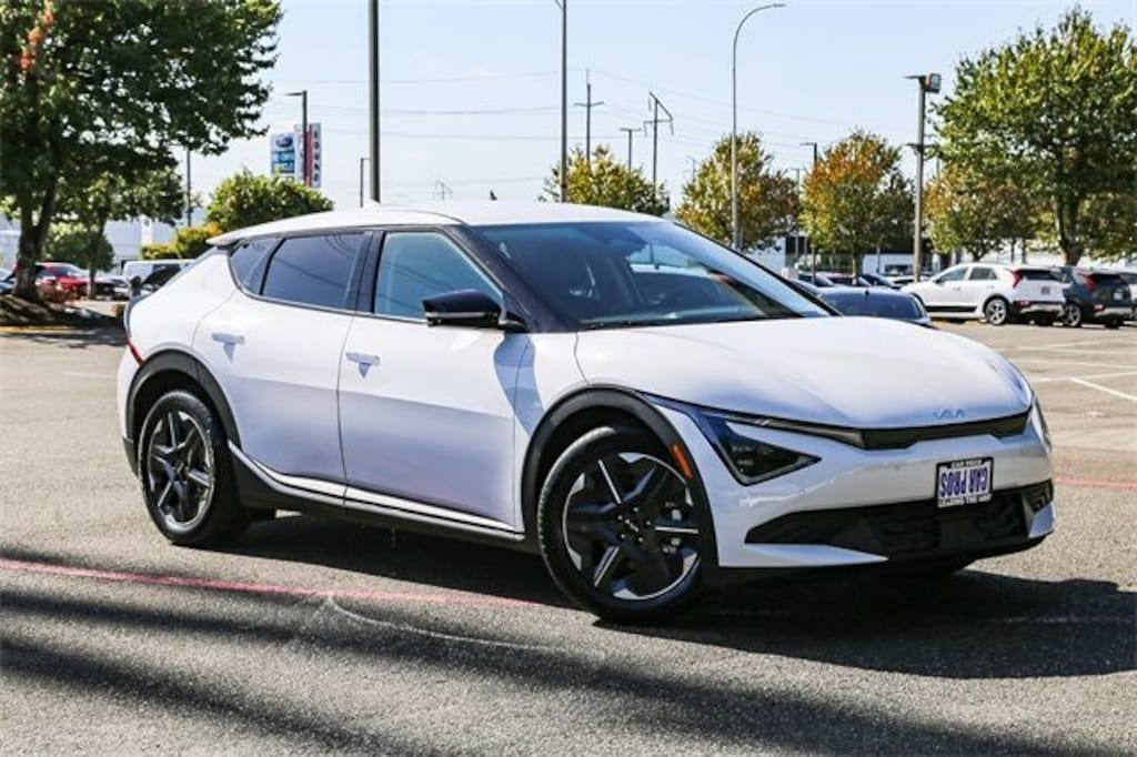 New 2025 Kia EV6 Light SUV