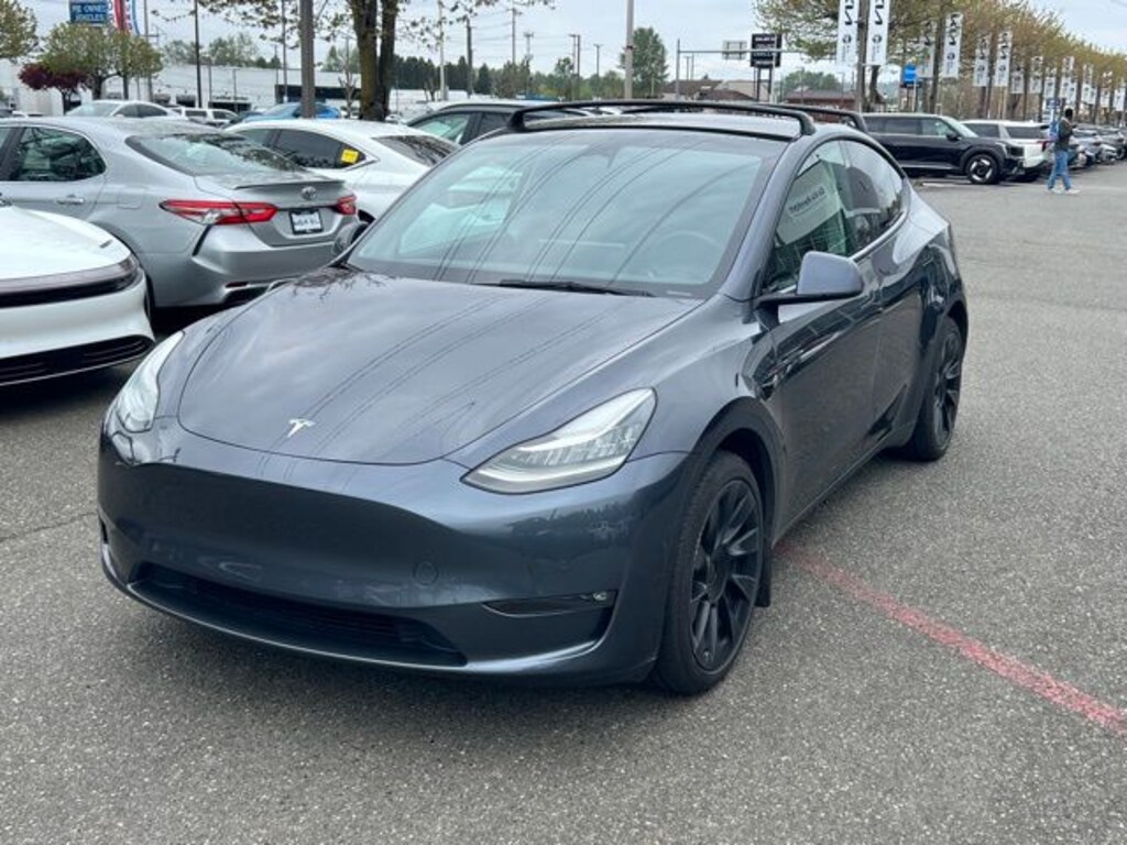 Used 2022 Tesla Model Y Long Range SUV