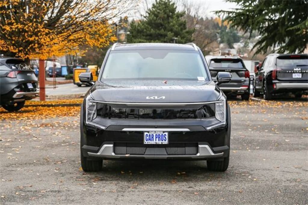 New 2026 Kia EV9 Land SUV