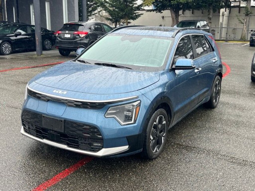 Certified 2023 Kia Niro EV Wave SUV