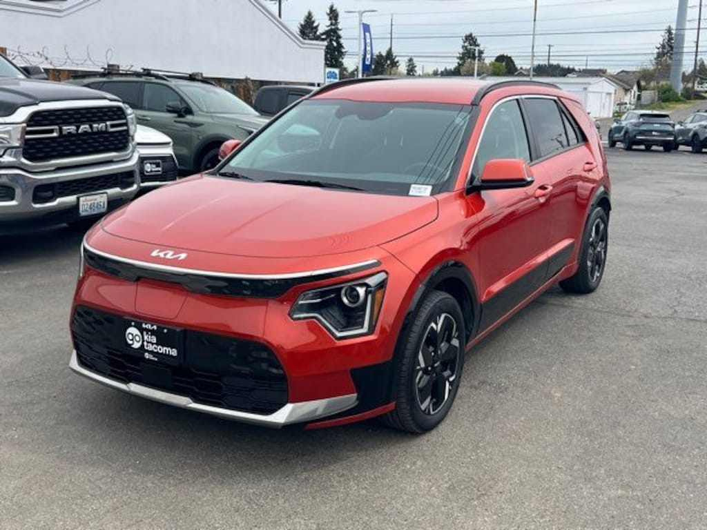 Certified 2023 Kia Niro EV Wind SUV