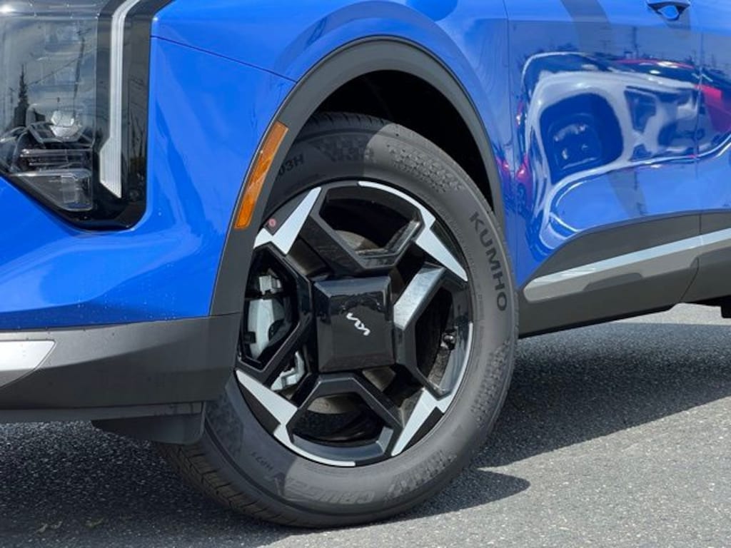New 2026 Kia Sportage EX SUV