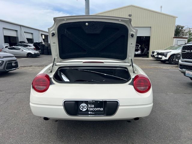 2002 Ford Thunderbird Deluxe - Photo 12
