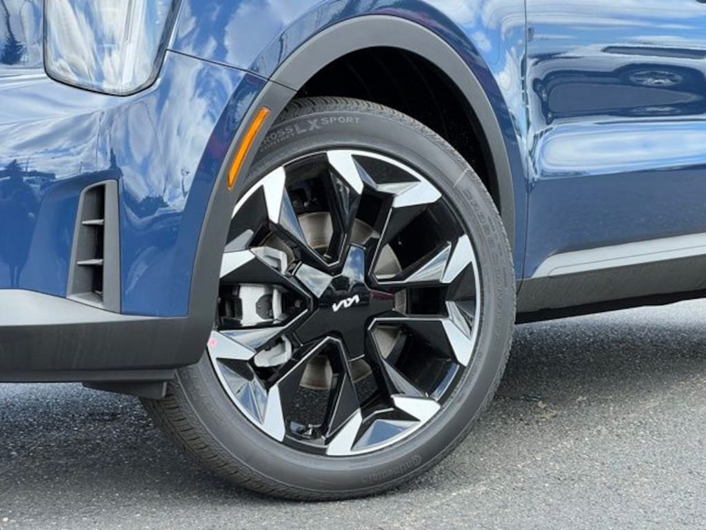 New 2026 Kia Sorento EX SUV