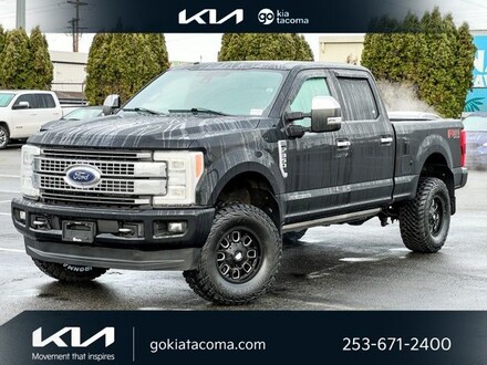 2017 Ford F-350 Truck Crew Cab