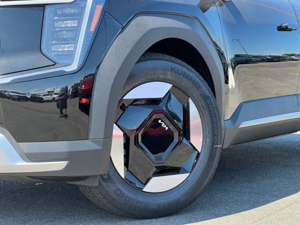 New 2026 Kia EV9 Light Long Range SUV