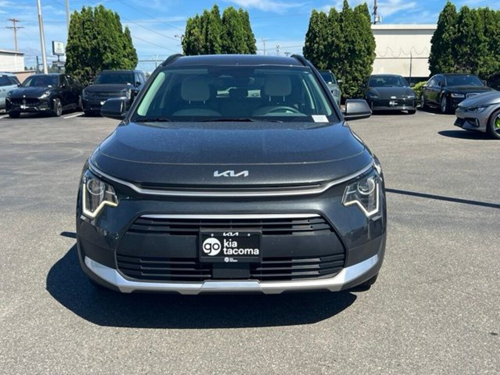 Certified 2024 Kia Niro EX SUV