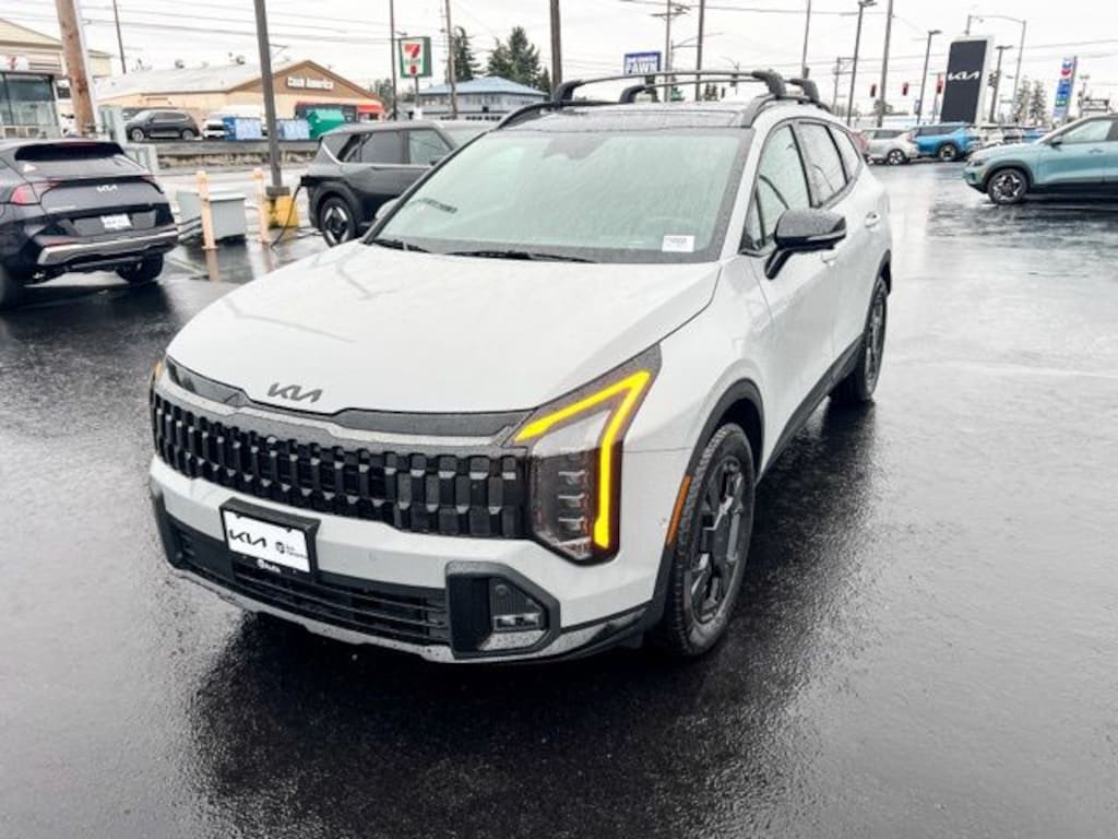 New 2026 Kia Sportage Plug-In Hybrid X-Line Prestige SUV