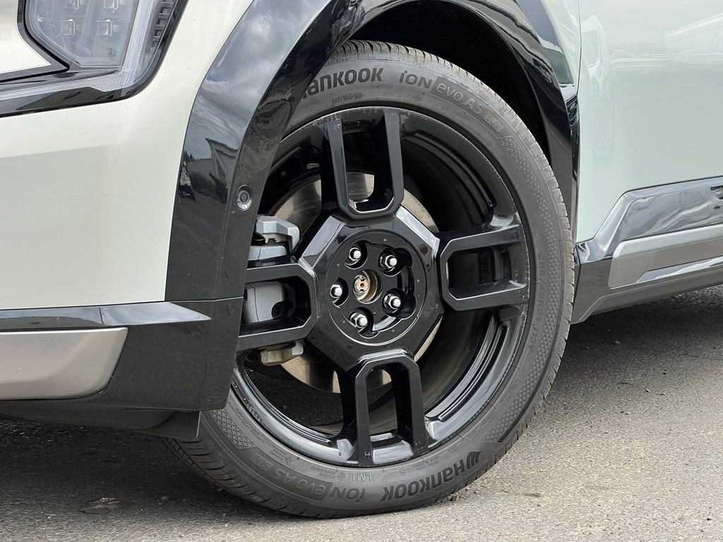 Certified 2024 Kia EV9 GT-Line SUV