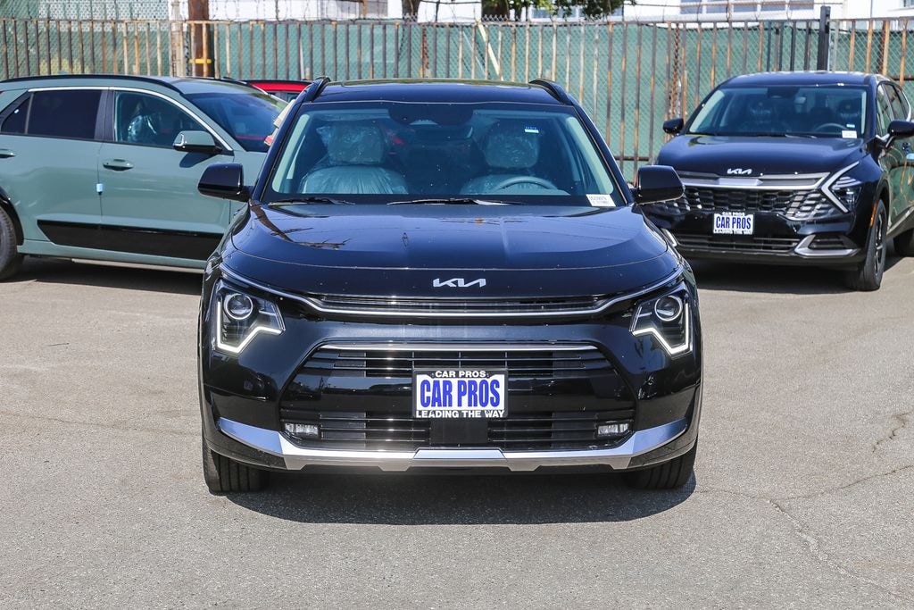 Certified 2025 Kia Niro EX Touring SUV