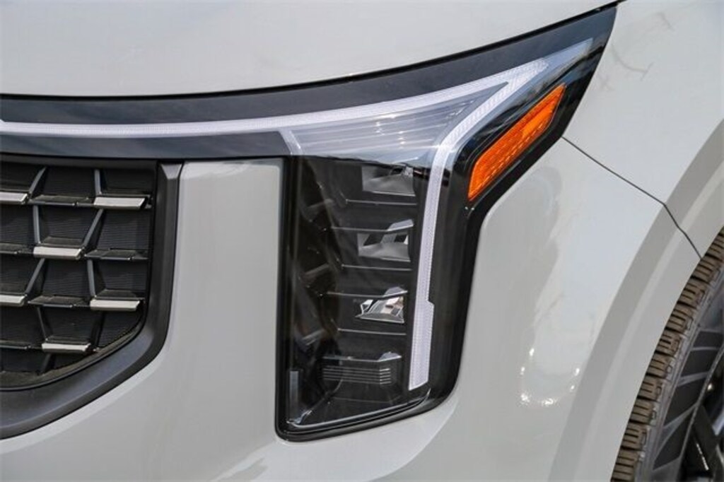 New 2026 Kia Carnival SX Van Passenger Van