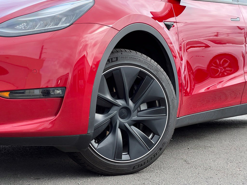 Used 2021 Tesla Model Y Long Range with VIN 5YJYGAEE4MF208849 for sale in Tacoma, WA
