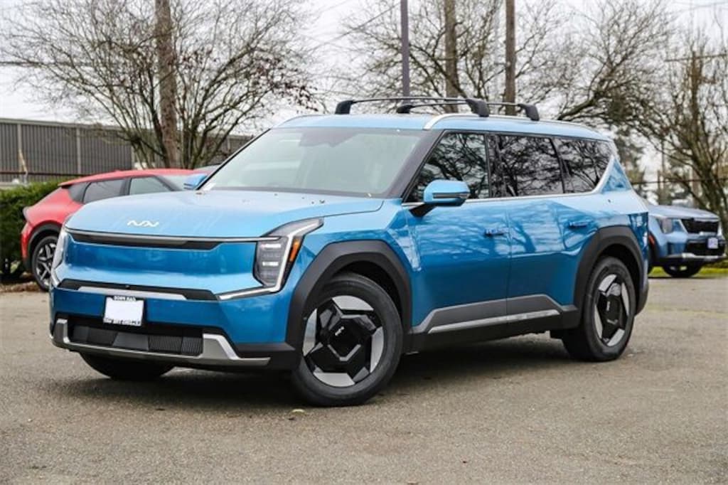 New 2026 Kia EV9 Wind SUV