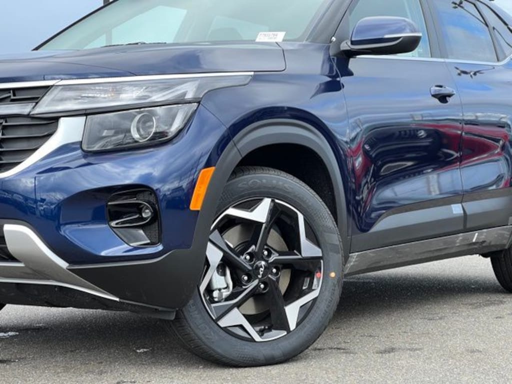 New 2026 Kia Seltos EX SUV