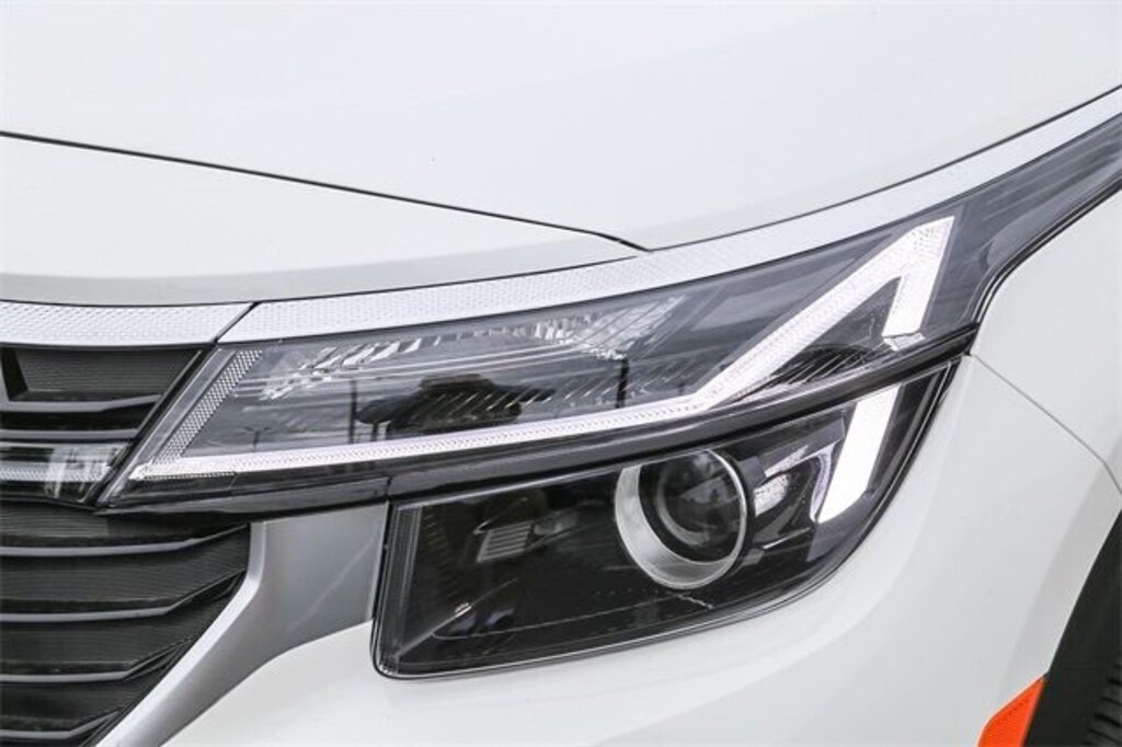 New 2026 Kia Seltos EX SUV