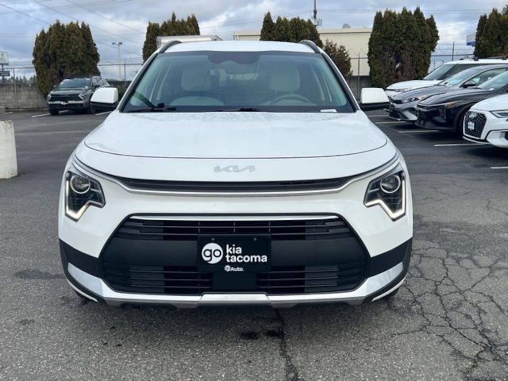 Certified 2024 Kia Niro EX SUV