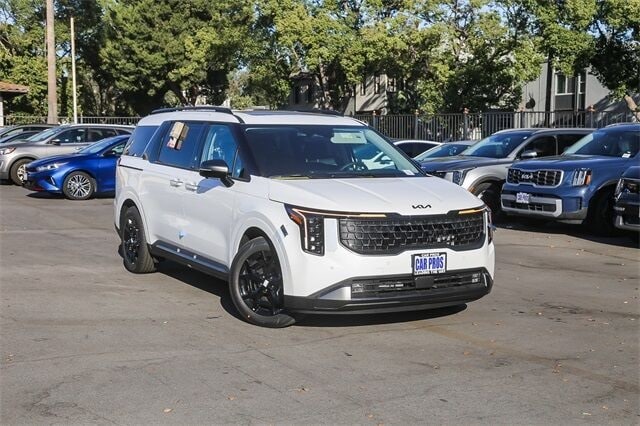 2026 Kia Carnival SX Prestige's photo