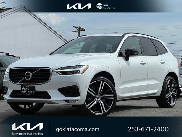 2020 Volvo XC60 T6 R-Design AWD's photo