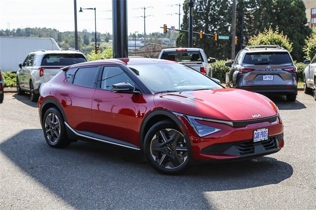 2025 Kia EV6 Light L/R's photo