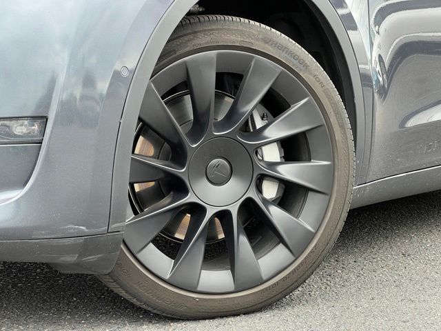 Used 2020 Tesla Model Y Long Range with VIN 5YJYGDEE4LF055003 for sale in Tacoma, WA